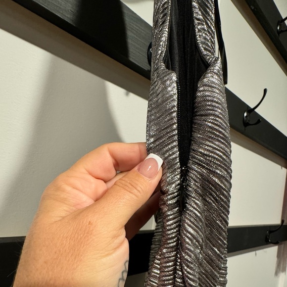 Embellished Metallic Foil One Shoulder Gown by Laundry by Shelli Segal sz 10 - Picture 6 of 8